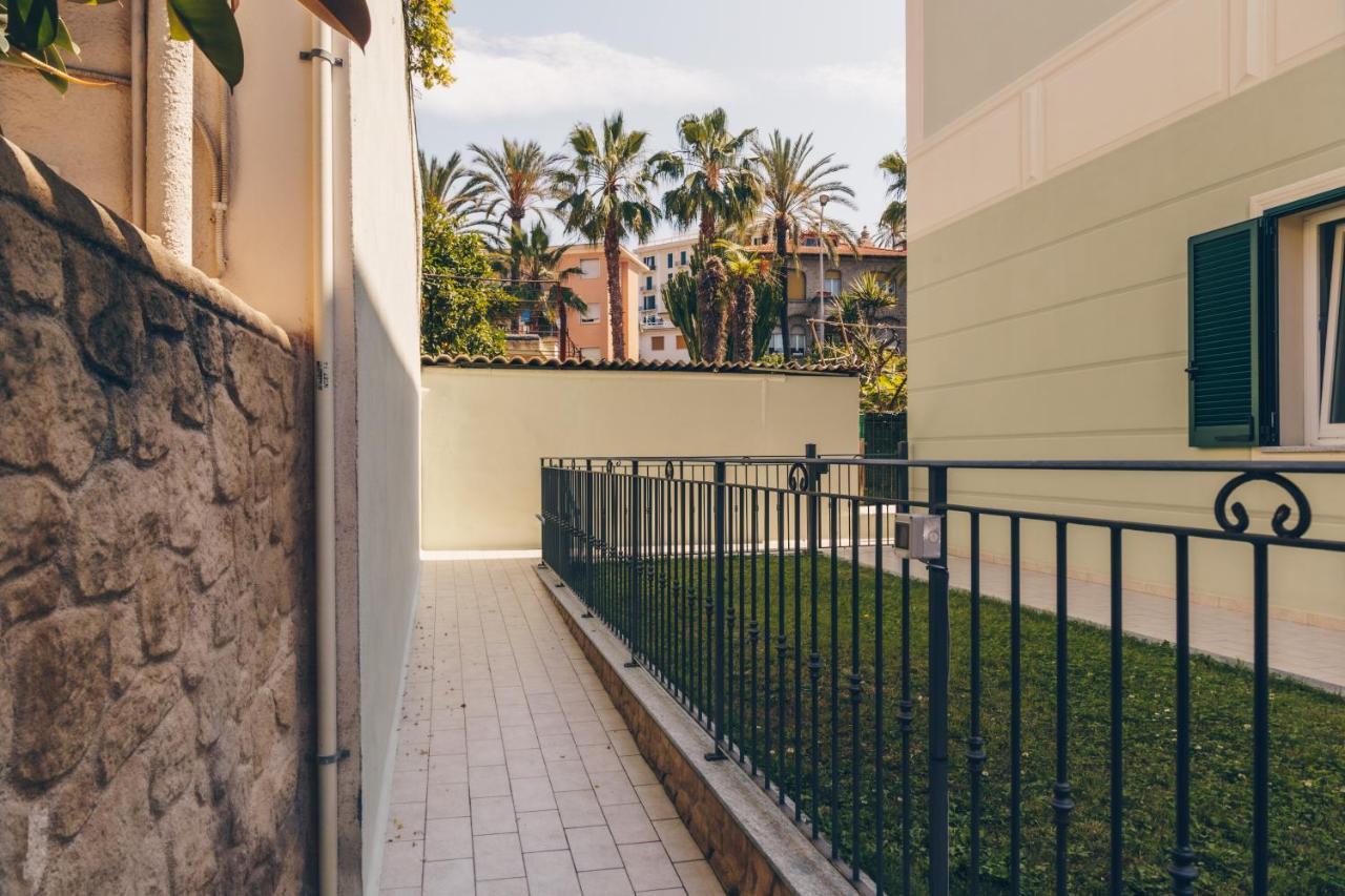 189 - Casa Bordighera Centro, 350Metri Dal Mare Lägenhet Exteriör bild